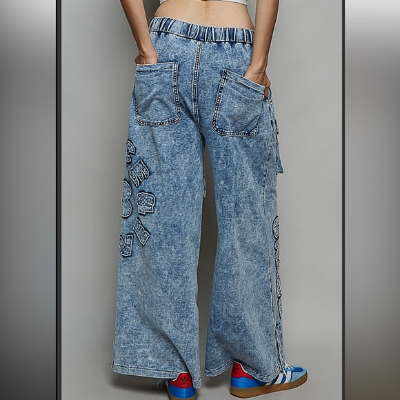 162 ❤️POL peace love flower patch pants - Picture 3 of 6